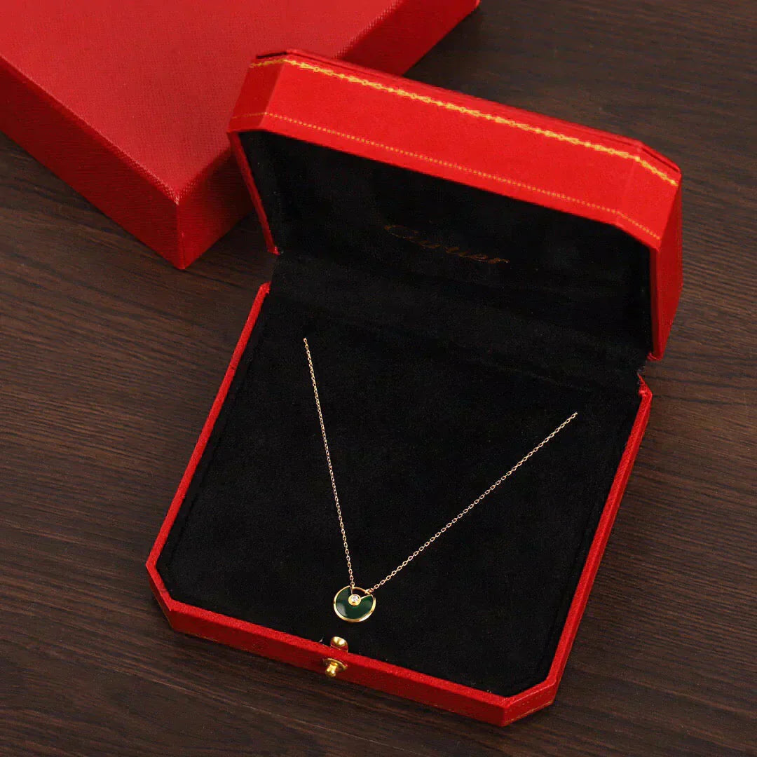 DIANA AMULETTE GOLD MALACHITE NECKLACE