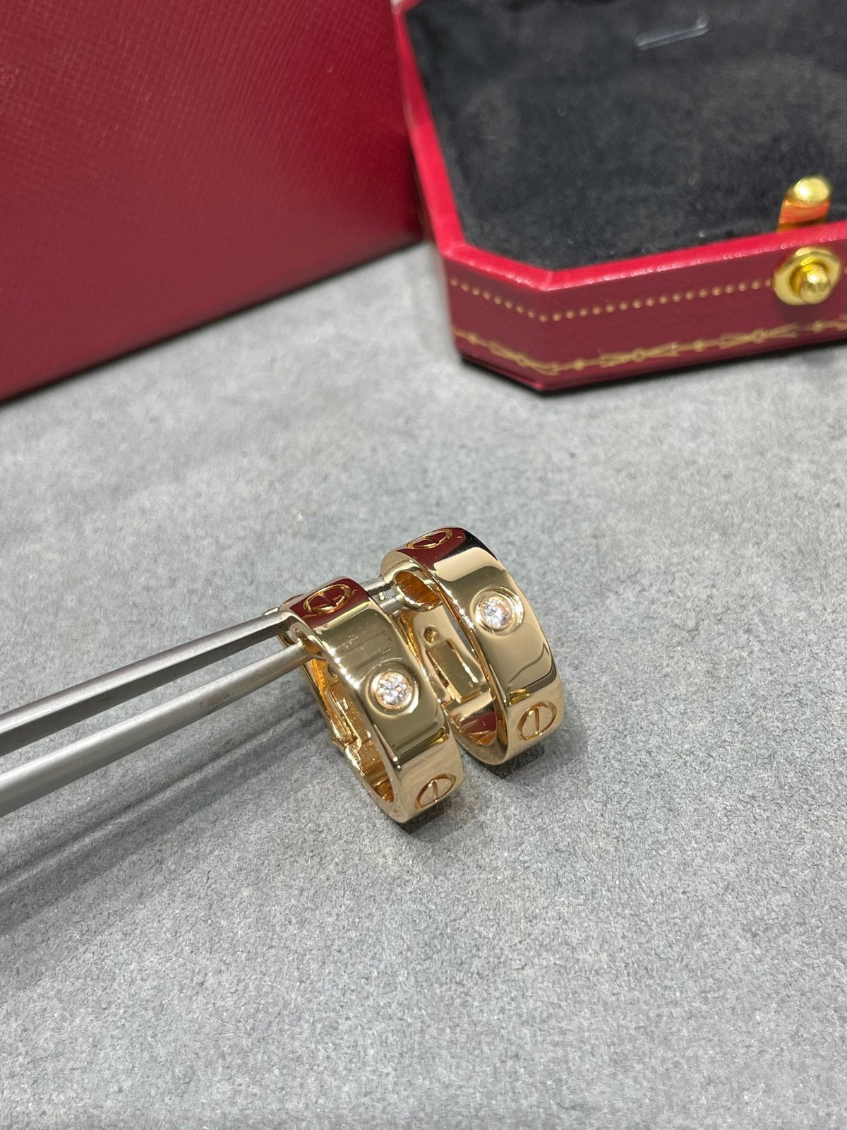 DIANA LOVE 5.5MM 1 DIAMOND EARRINGS