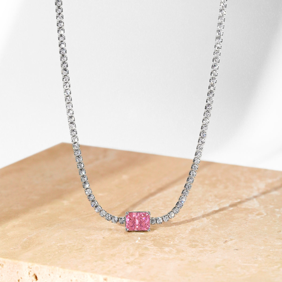 [HOT]2.0 carat Ornate Emerald Cut Necklace