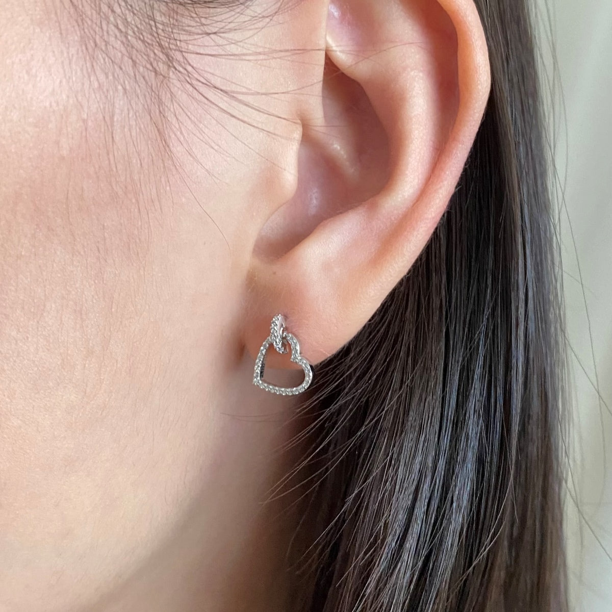 [HOT]Dainty Heart Shape Earrings