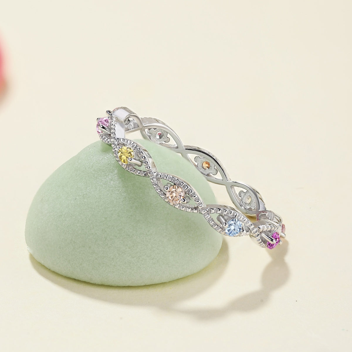 [HOT]Elegant Energetic Round Cut Daily Ring