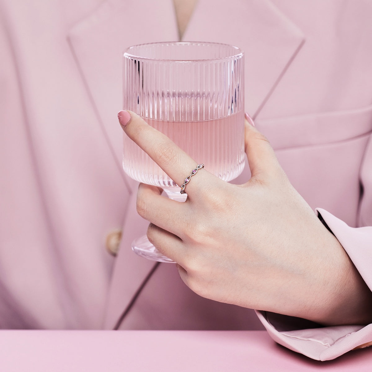 [HOT]Elegant Energetic Round Cut Daily Ring