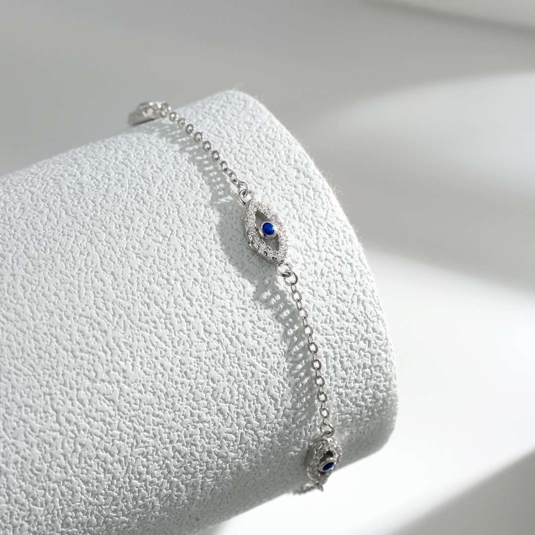 [HOT]Evil Eye Shape Pendent Necklace