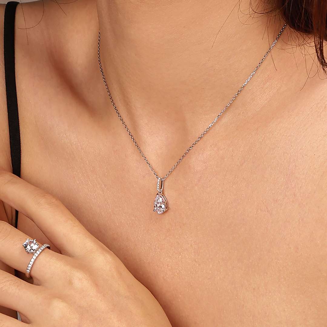 [HOT]Delicate Water Drop Shape Fashion Necklace