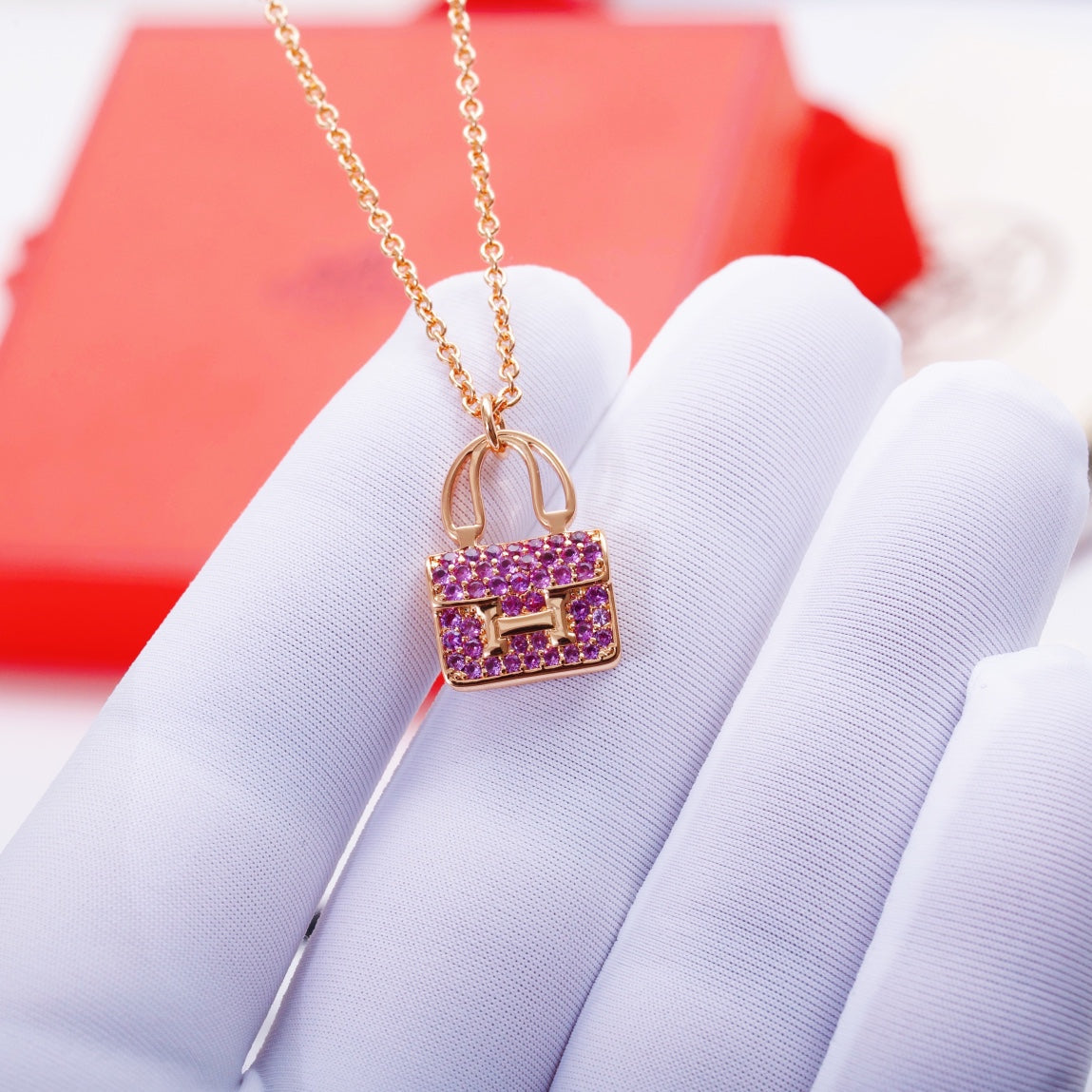 DIANA CONSTANCE PEDANT PURPLE DIAMOND NECKLACE