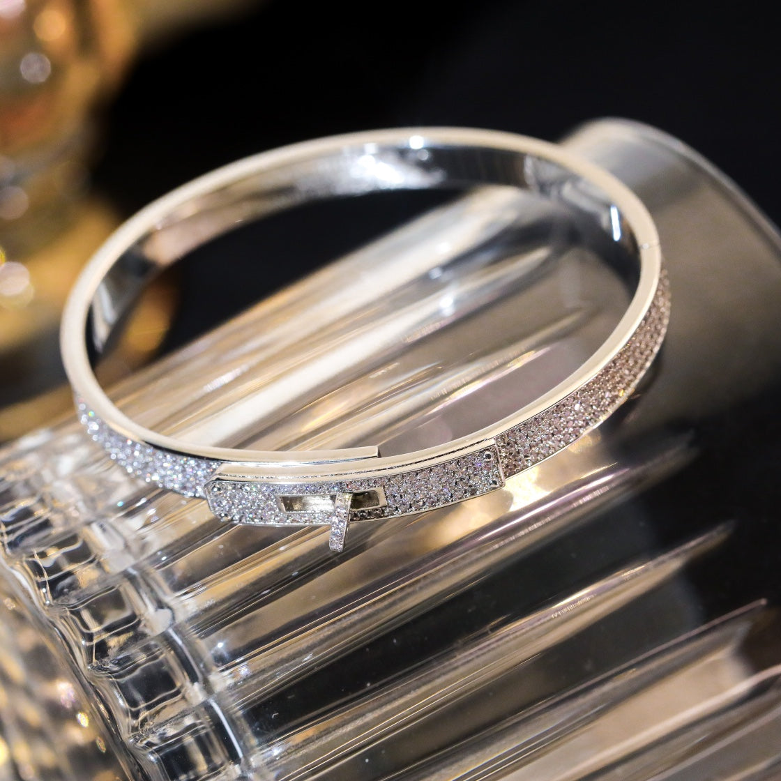 DIANA KELLY BRACELET DIAMOND PAVED