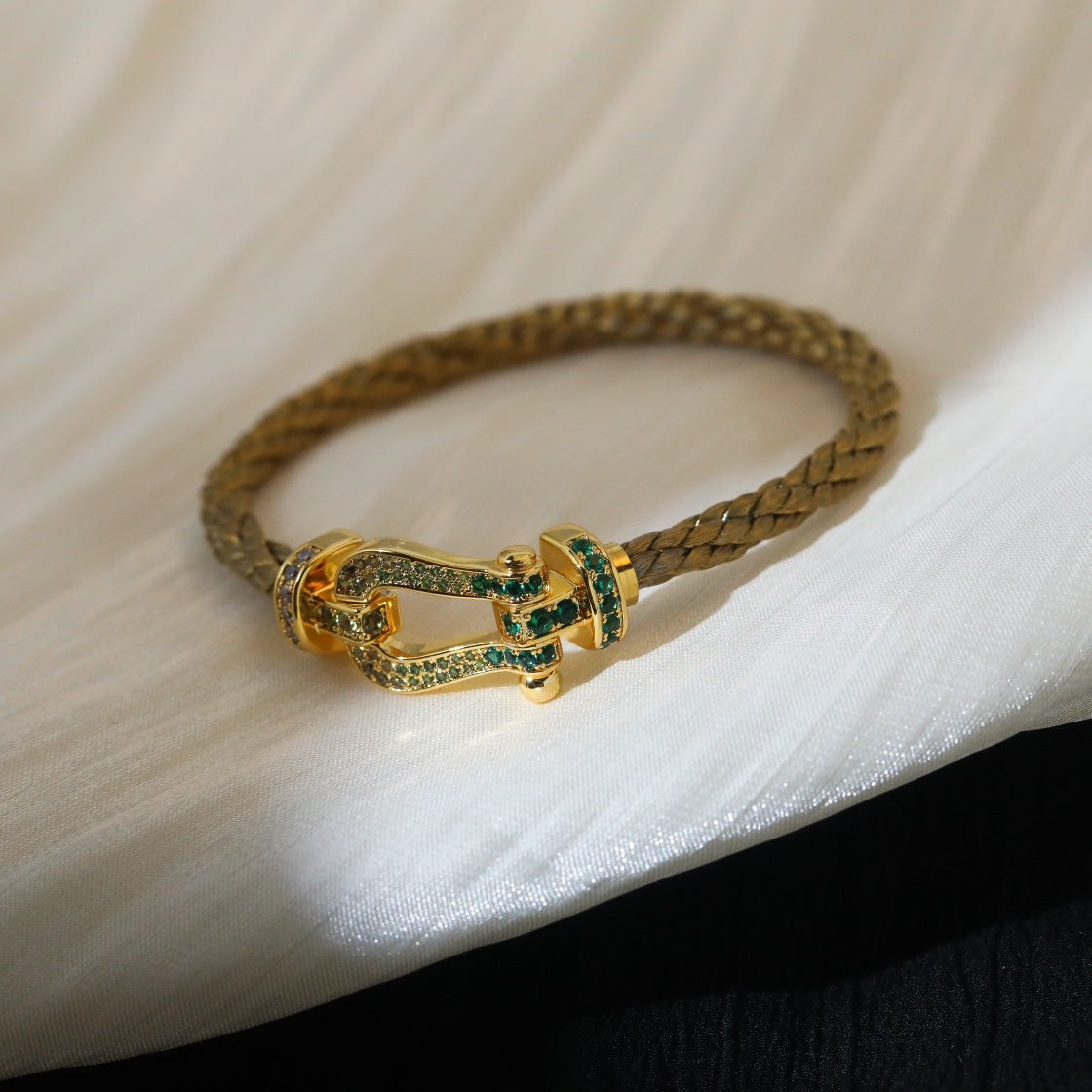 DIANA FORCE 10 GOLD GREEN DIAMOND PAVED