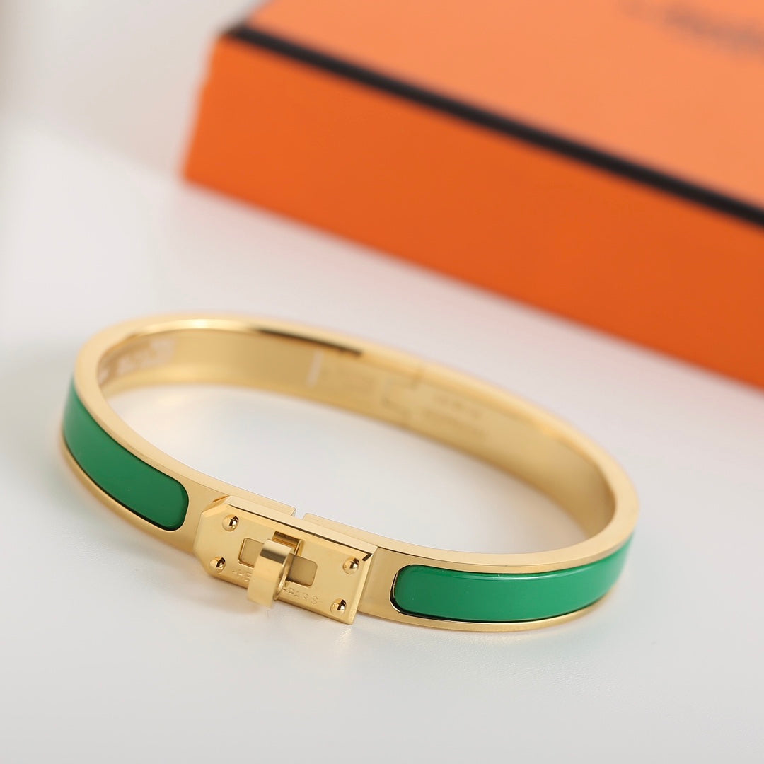 DIANA HM KELLY GREEN BRACELET