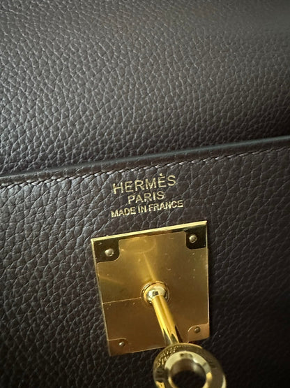 HM KELLY 28CM CHOCOLATE TOGO GOLD HARDWARE