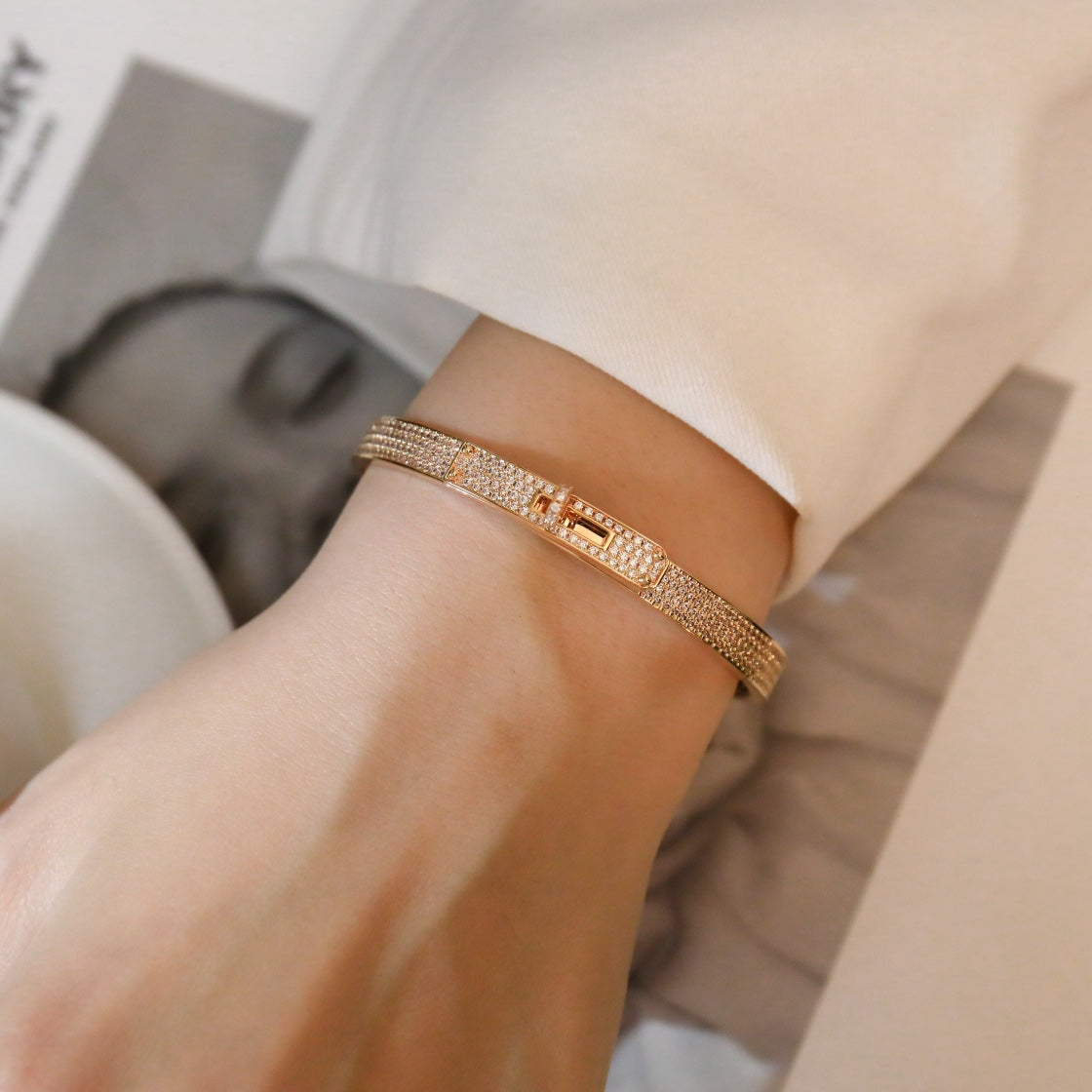 DIANA KELLY BRACELET DIAMOND PAVED