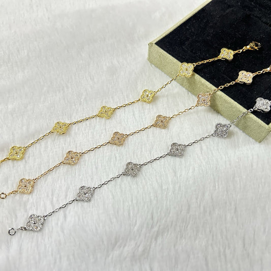 CLOVER 6 MOTIF DIAMOND BRACELET