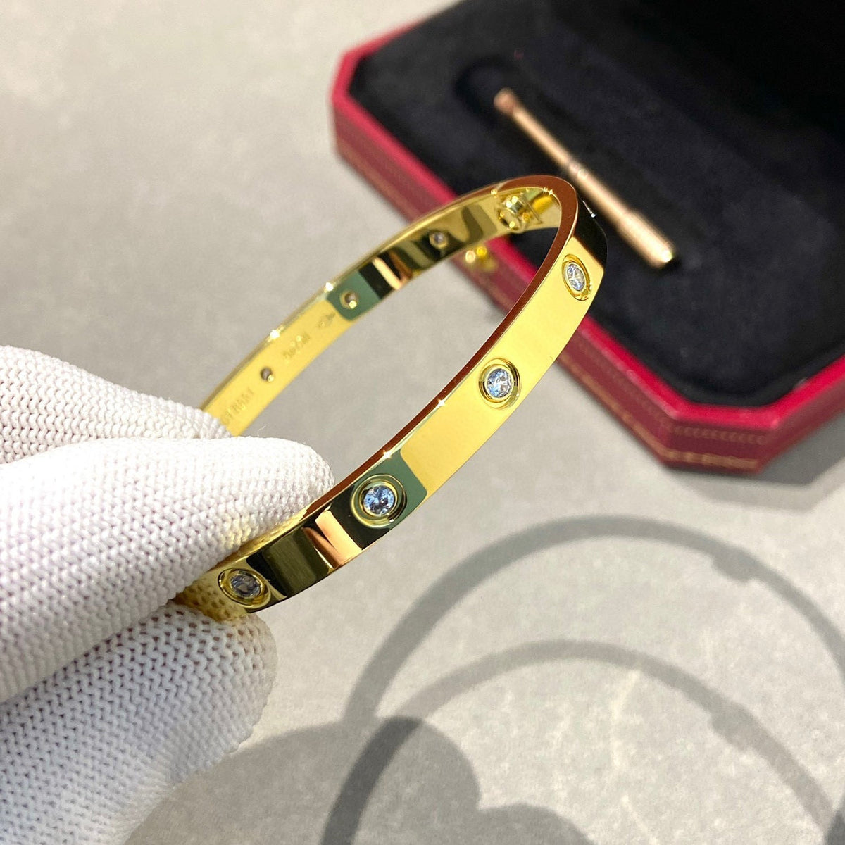 DIANA LOVE BRACELET 6.1MM 10 DIAMONDS