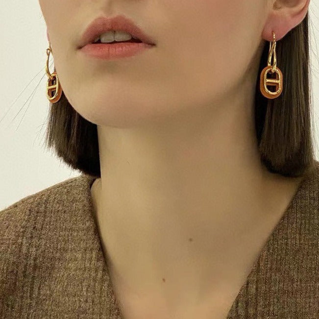 DIANA HM O'MAILLON GOLD EARRINGS