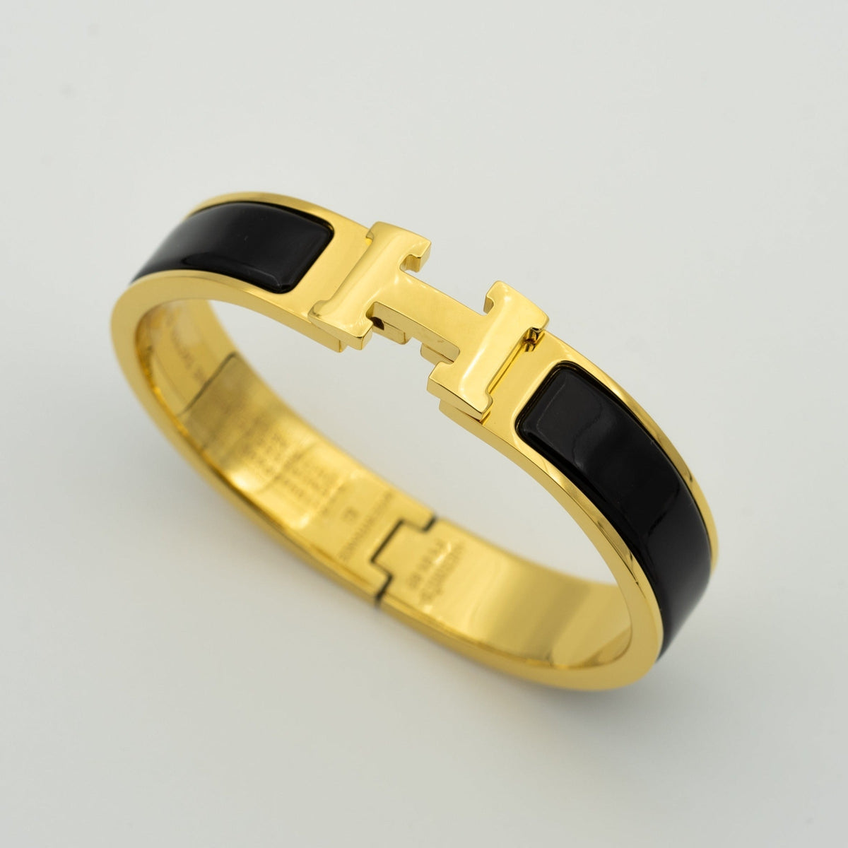 DIANA H BLACK BRACELET