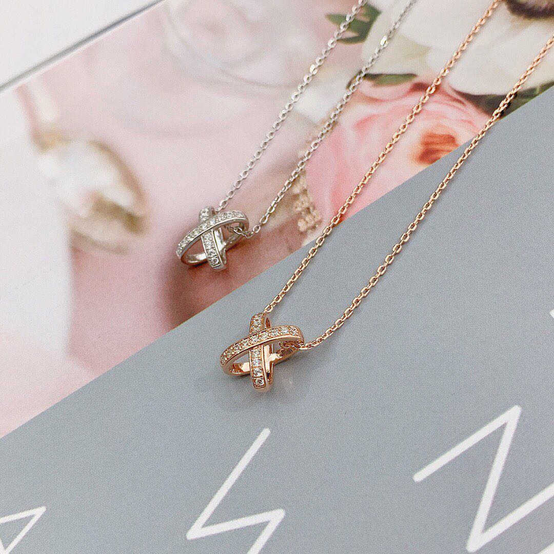 DIANA JEUX DE DIAMOND NECKLACE