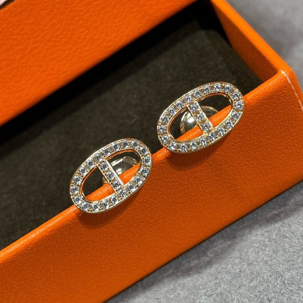 DIANA HM FULL DIAMOND PIG NOSE STUD EARRINGS
