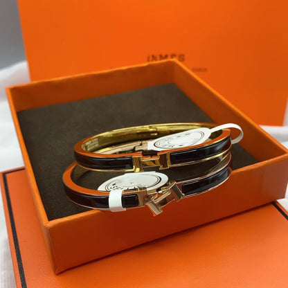 DIANA CLASSIC HM CLIC BLACK 8MM ENAMEL BRACELET