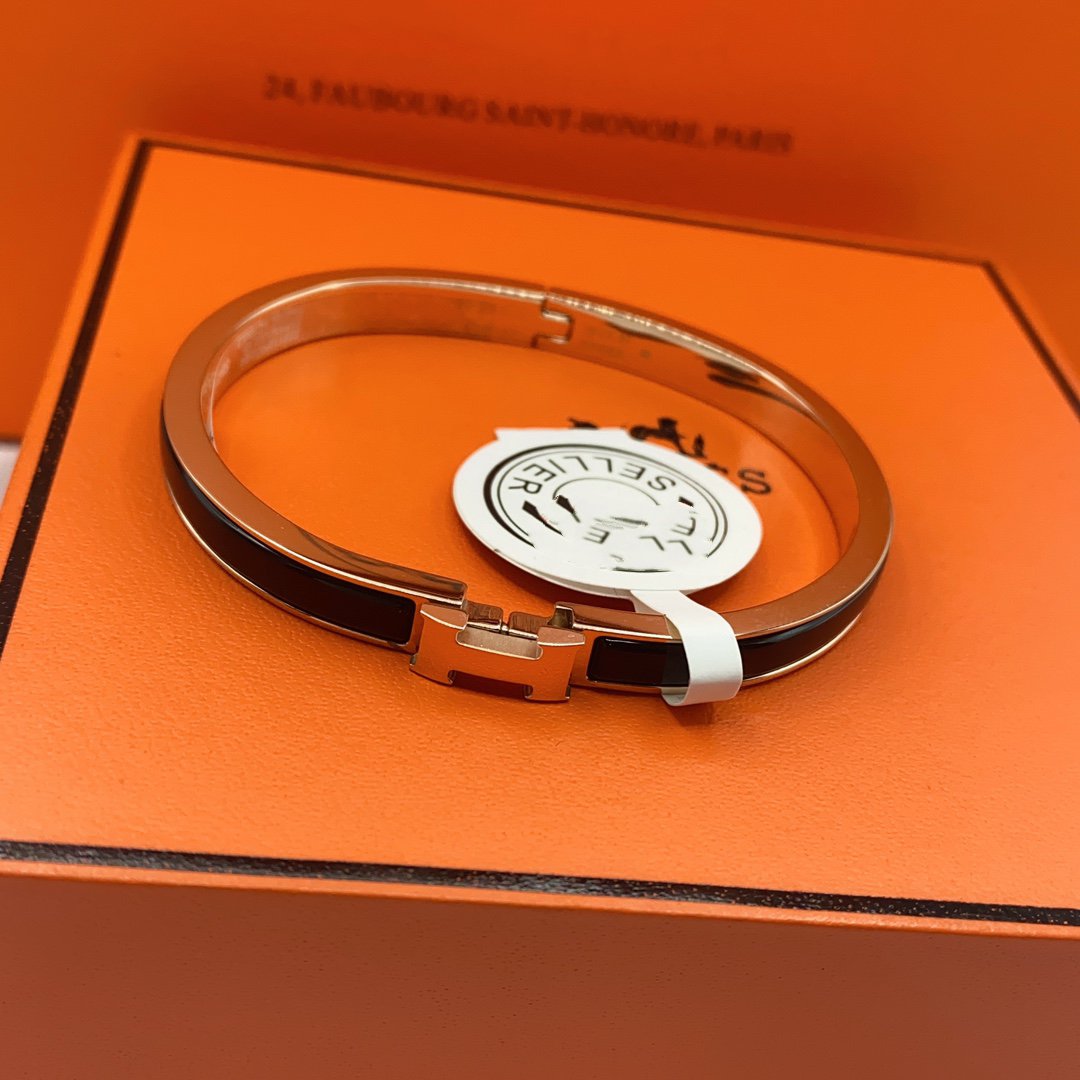 DIANA CLASSIC HM CLIC BLACK 8MM ENAMEL BRACELET