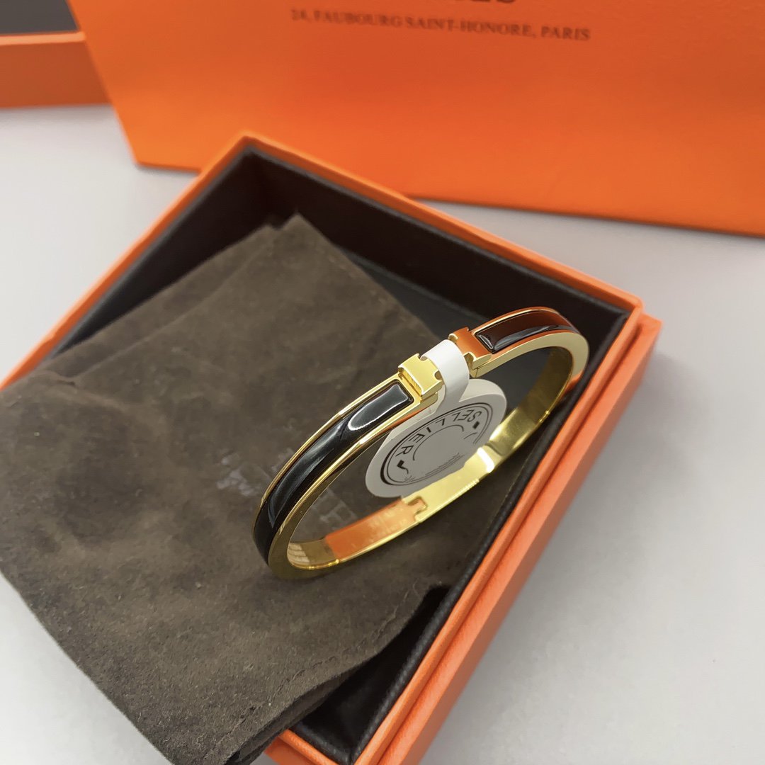DIANA CLASSIC HM CLIC BLACK 8MM ENAMEL BRACELET