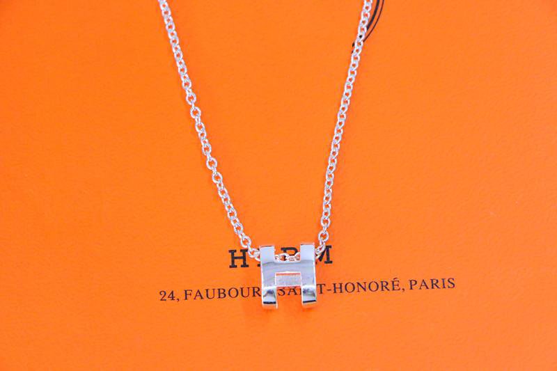 DIANA HM NECKLACE H LETTER OVAL SERIES
