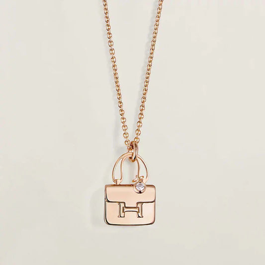 DIANA AMULETTE PEDANT ROSE GOLD NECKLACE