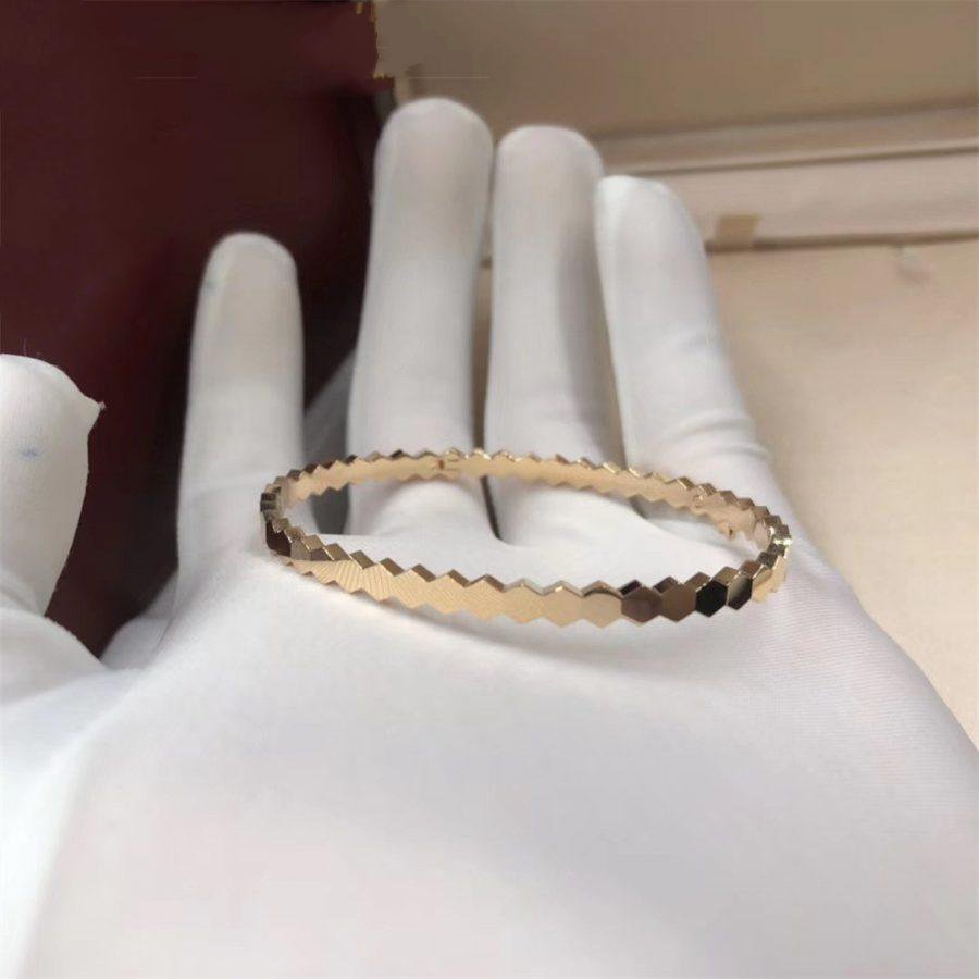 DIANA BEE LOVE GOLD BRACELET