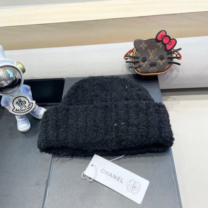BEANIE HAT IN BLACK WOOL 413326