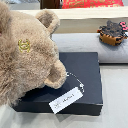 BEANIE HAT IN CAMEL BROWN LAMB FUR 426238
