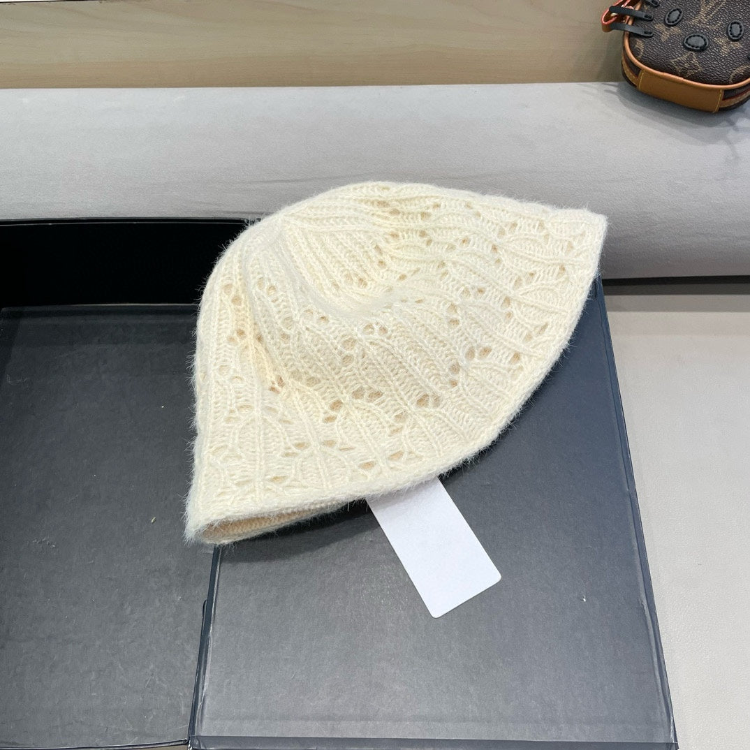 BUCKET HAT WHITE KNITTED FABRIC WITH RABBIT FUR 428092