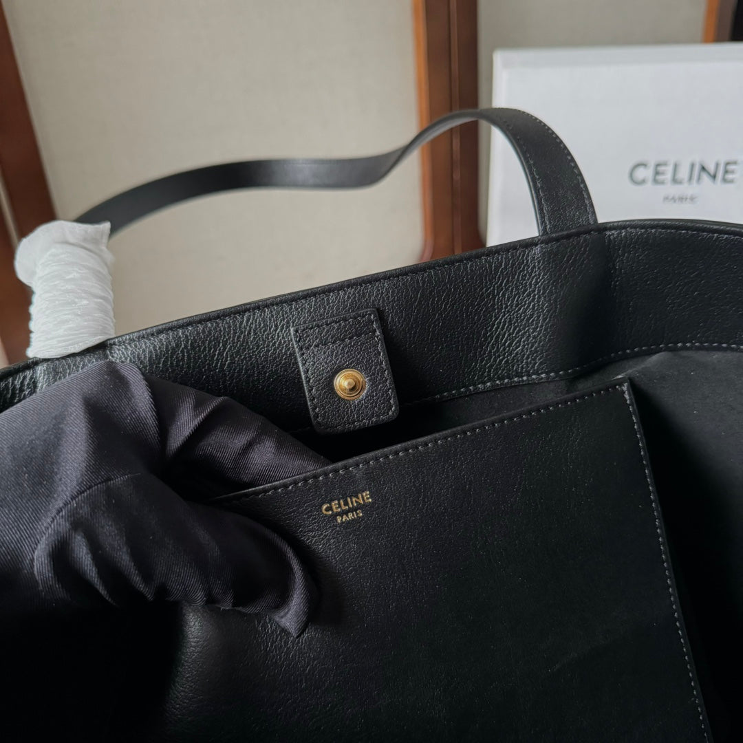 MEDIUM CABAS ANA?S CUIR TRIOMPHE 54 IN BLACK GRAINED CALFSKIN
