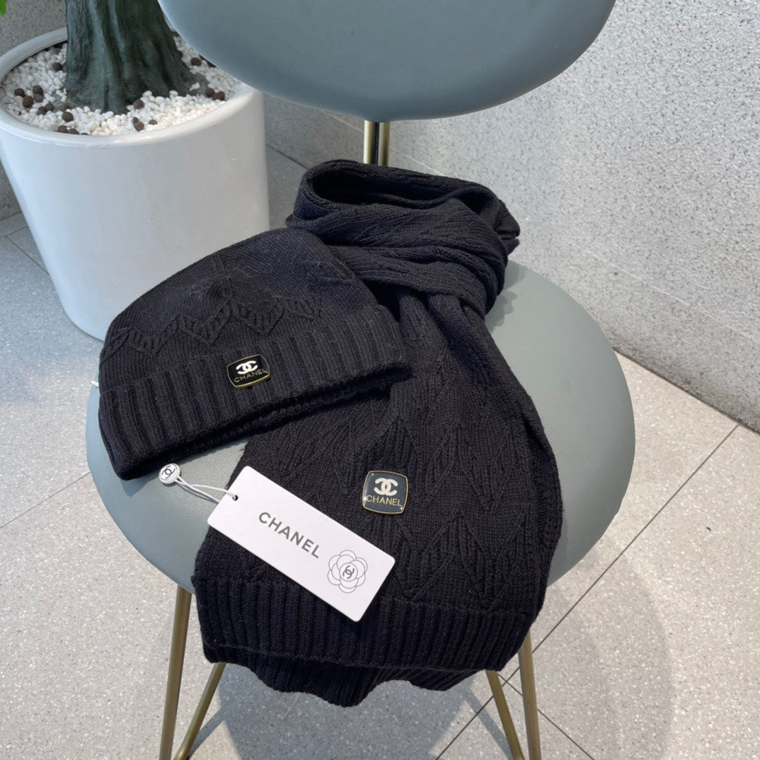 WOOL KNIT HAT AND SCARF SET BLACK 420828