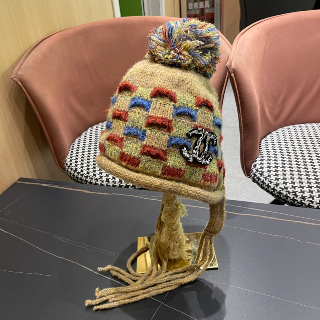 KNITTED WOOL HAT COLORFUL 425765