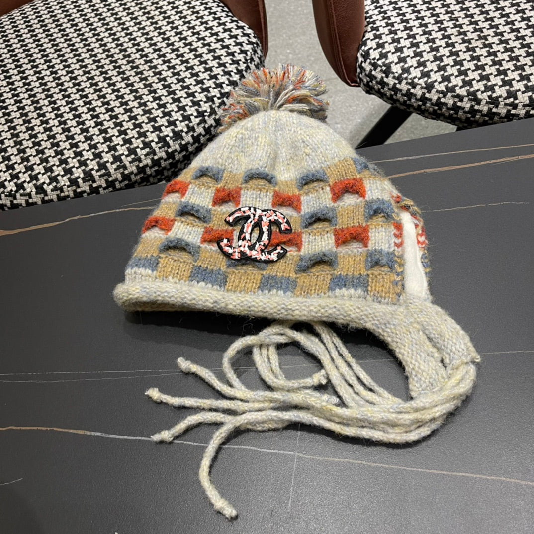 KNITTED WOOL HAT COLORFUL 425766