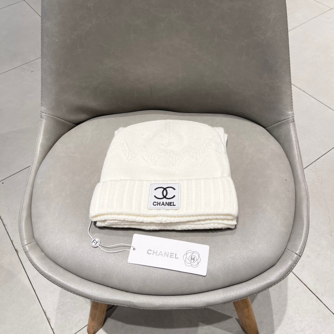 SET BEANIE HAT AND SCARF WHITE 427885
