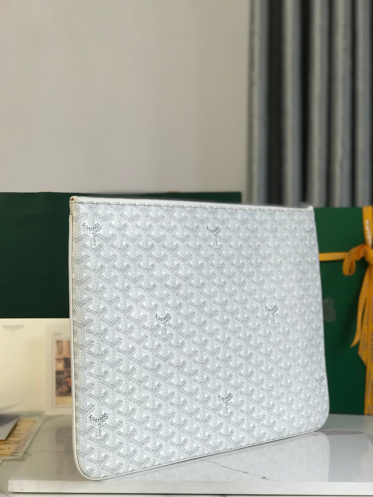S¨¦NAT MGM POUCH 40 IN WHITE GOYARDINE CANVAS