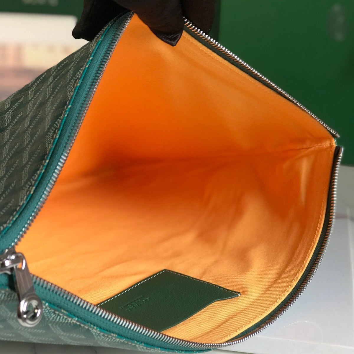 S¨¦NAT MGM POUCH 40 IN GREEN GOYARDINE CANVAS