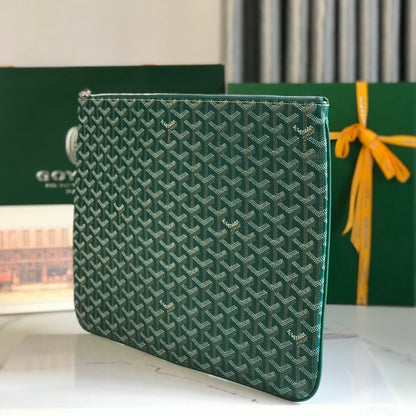S¨¦NAT MGM POUCH 40 IN GREEN GOYARDINE CANVAS