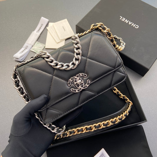 CC 19 Woc 19cm Black Calfskin SIlver Hardware