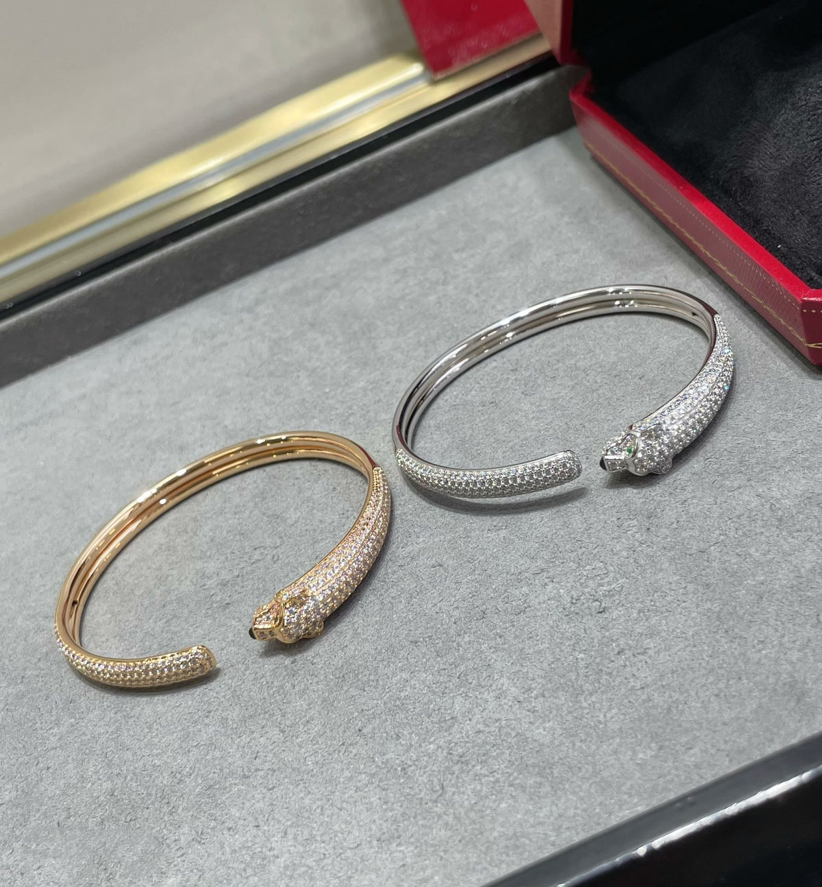 DIANA PANTHERE FULL DIAMOND OPEN BRACELET