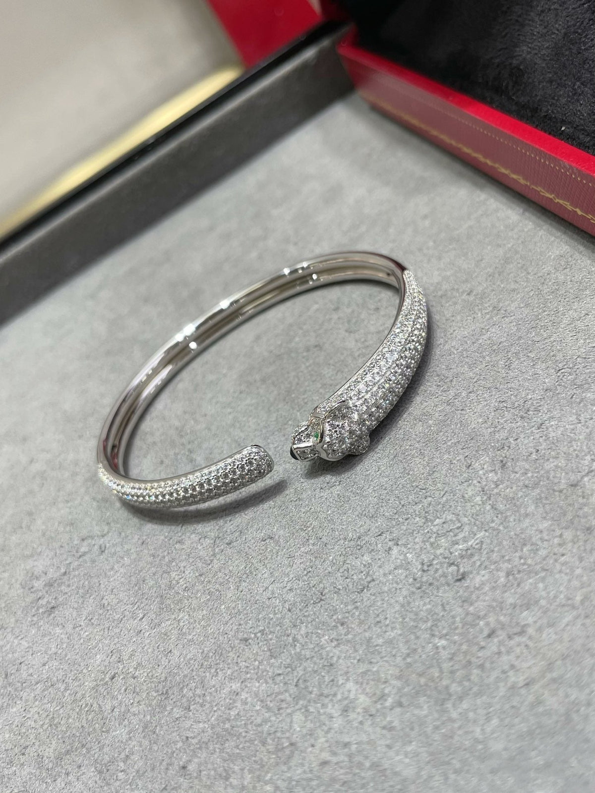 DIANA PANTHERE FULL DIAMOND OPEN BRACELET